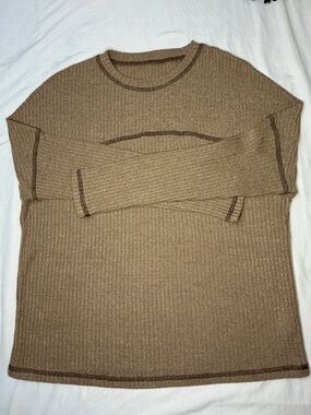 Men's Crewneck Ribbed Sweater in Tan